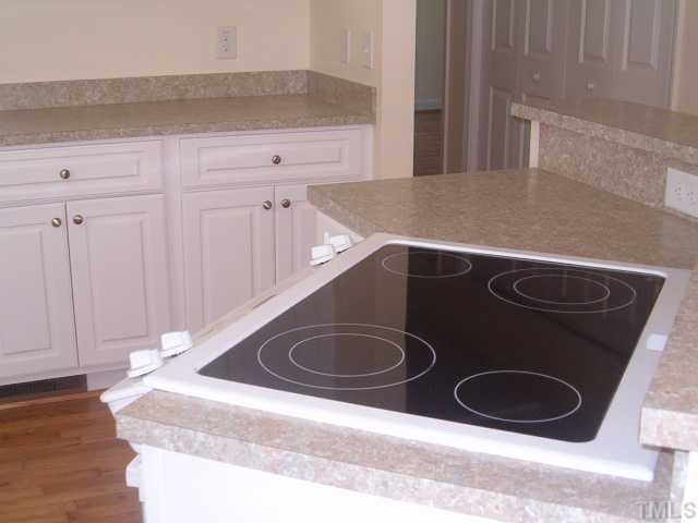 210 Myers Avenue Raleigh, NC 27604 - Photo 9 of 12 smooth top range and dishwasher