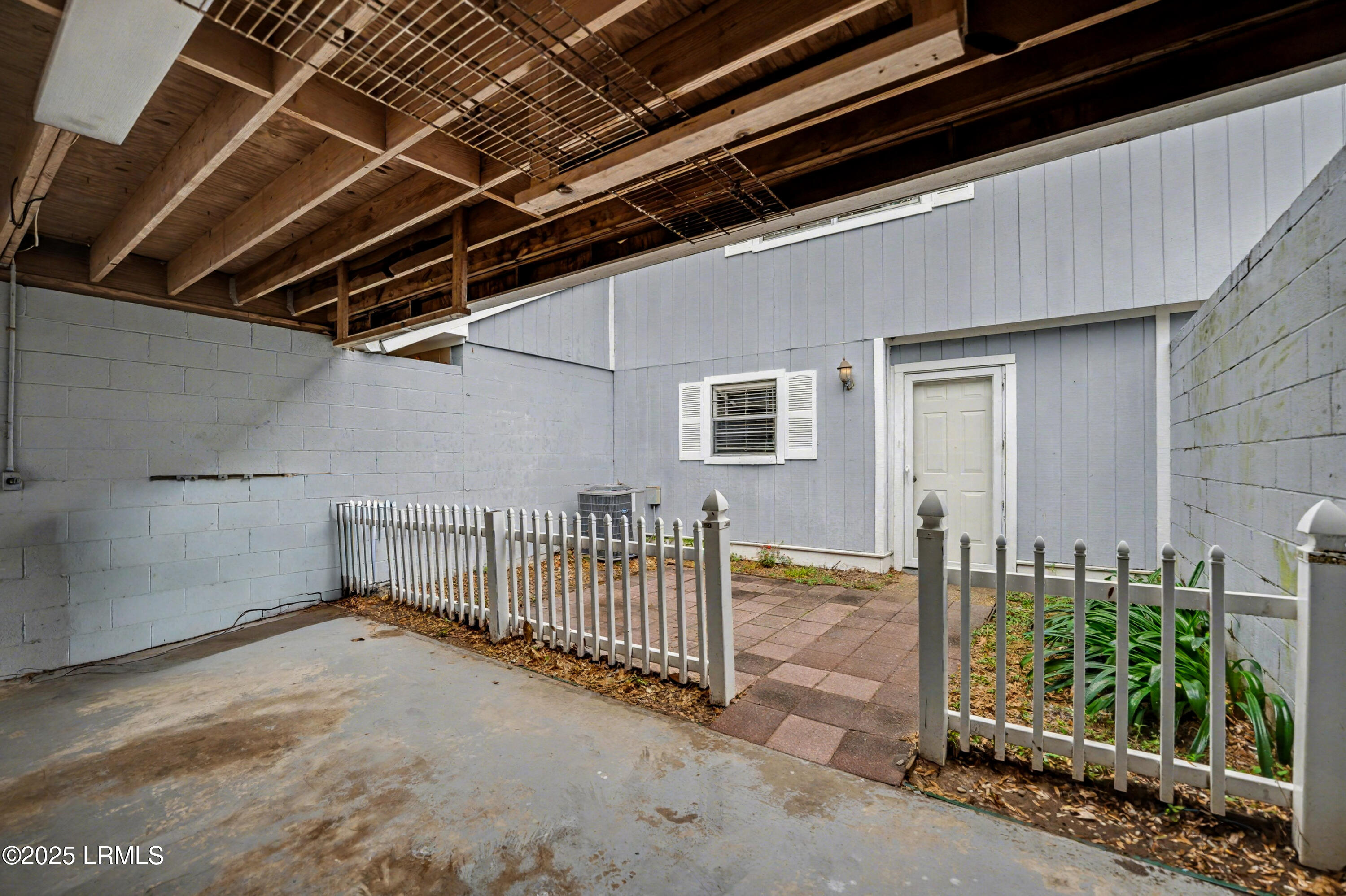 900 State Rd S-7-297, Unit A2 Beaufort, SC 29902 - Photo 5 of 44 4