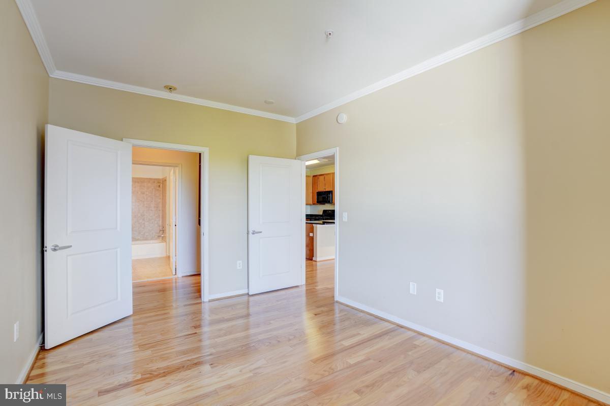 8045 Newell Street, Unit 309 Silver Spring, MD 20910 - Photo 13 of 27