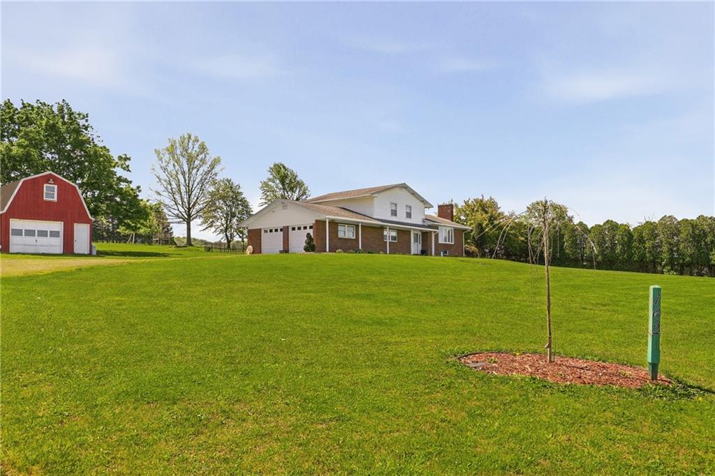 162 County Park Road Mount Pleasant, PA 15666 - Photo 3 of 44