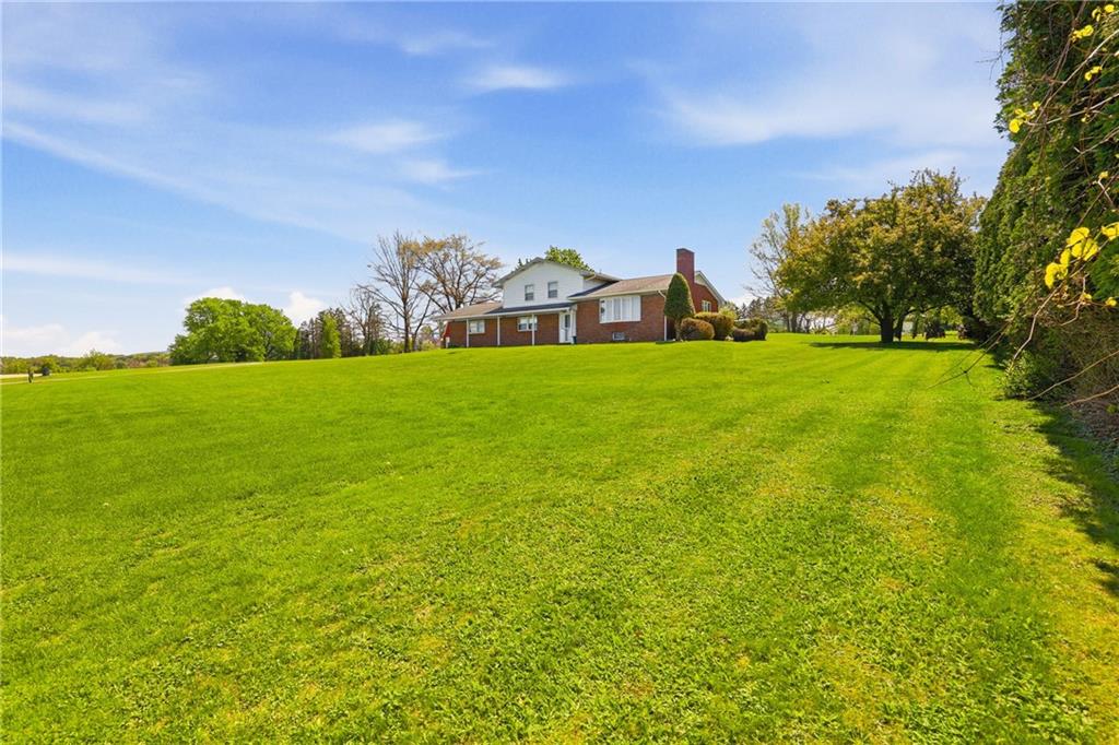 162 County Park Road Mount Pleasant, PA 15666 - Photo 4 of 44