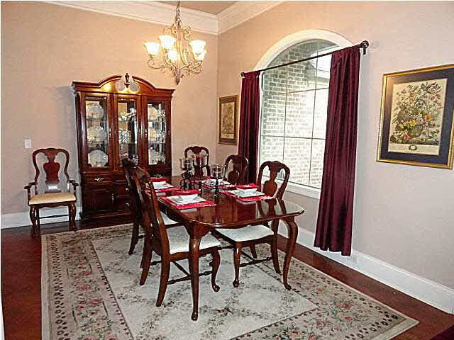 104 Sutton Lane Madison, MS 39110 - Photo 8 of 25 Formal Dining