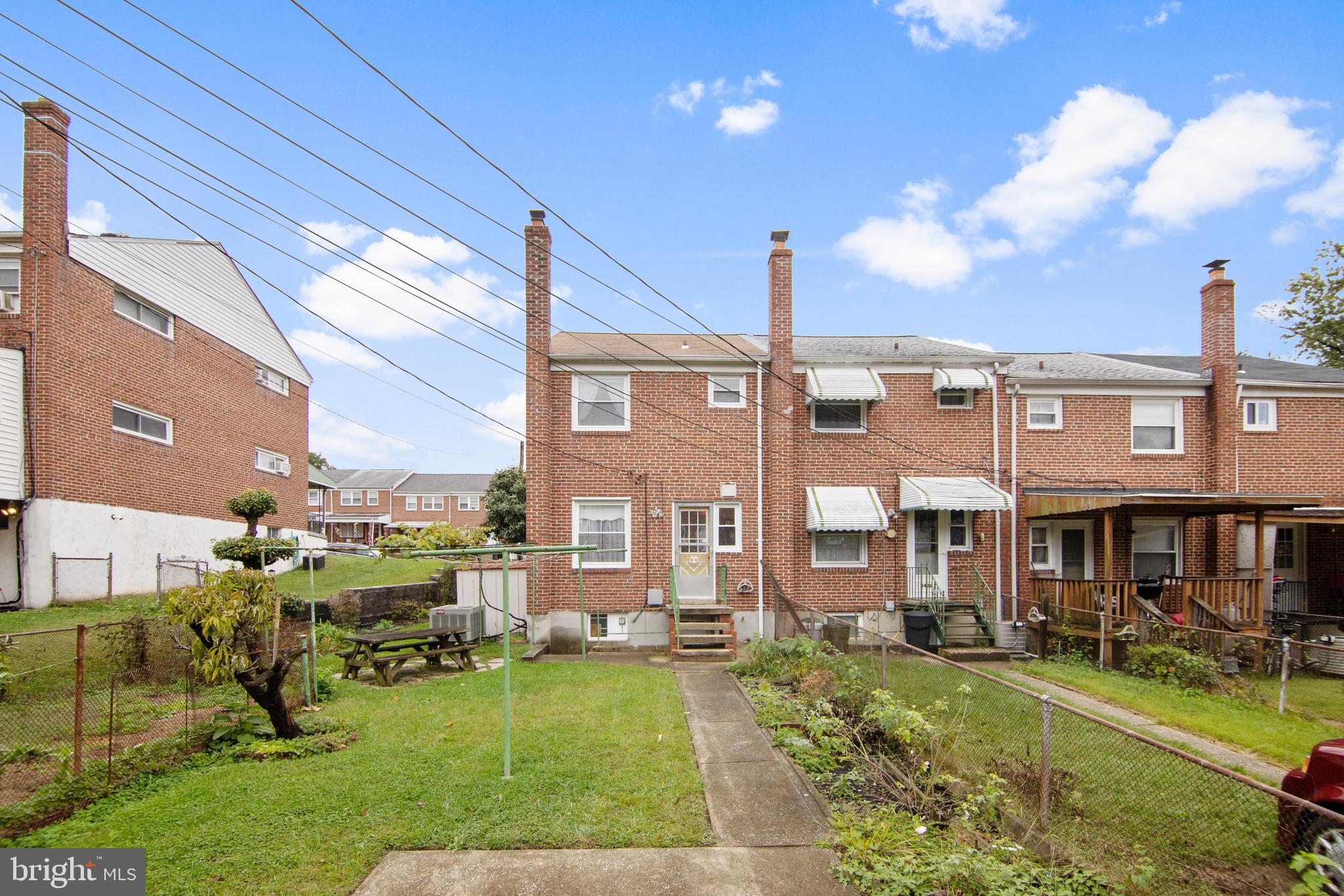 4424 Fenor Road Baltimore, MD 21227 - Photo 5 of 36