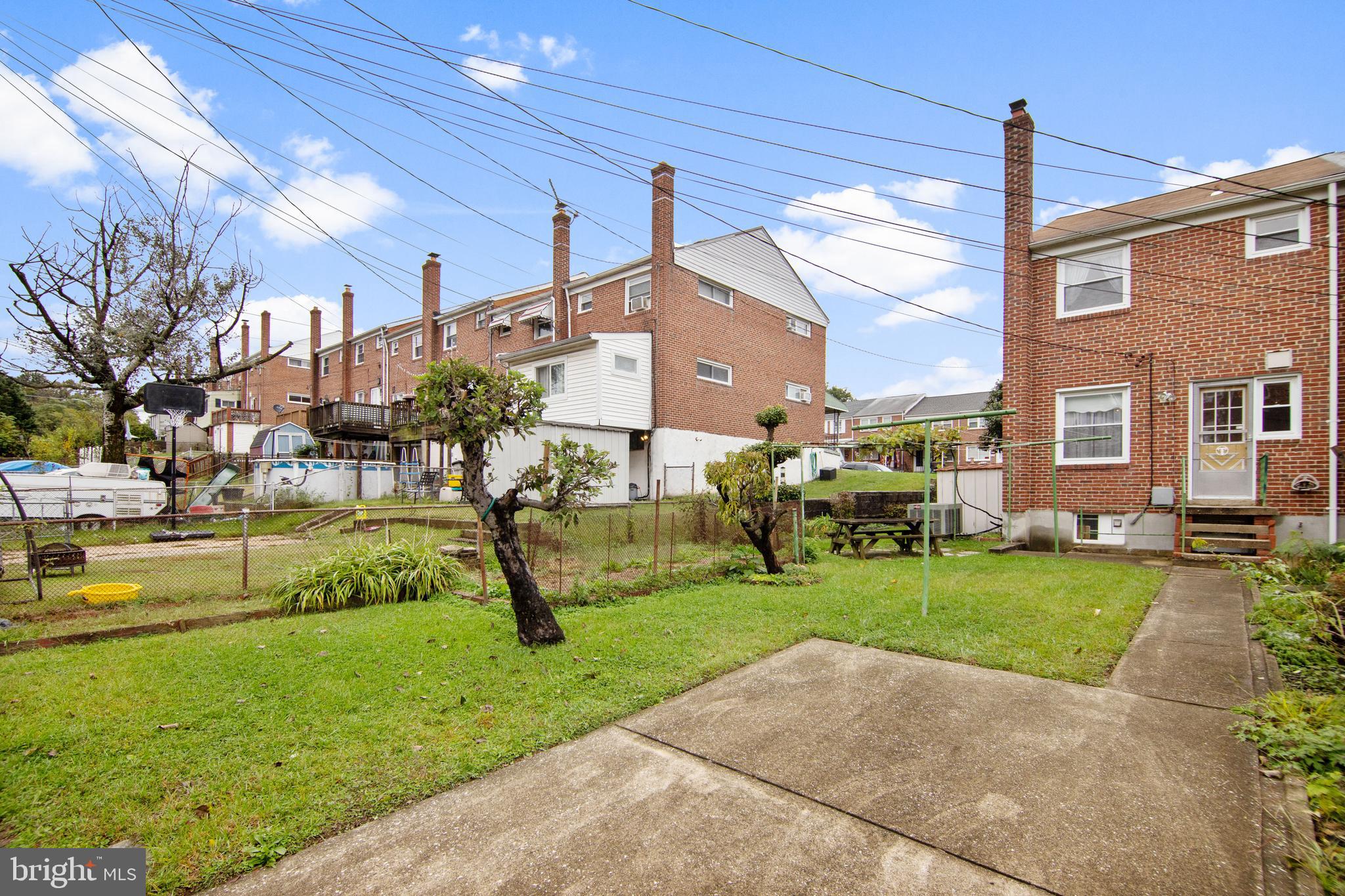 4424 Fenor Road Baltimore, MD 21227 - Photo 6 of 36