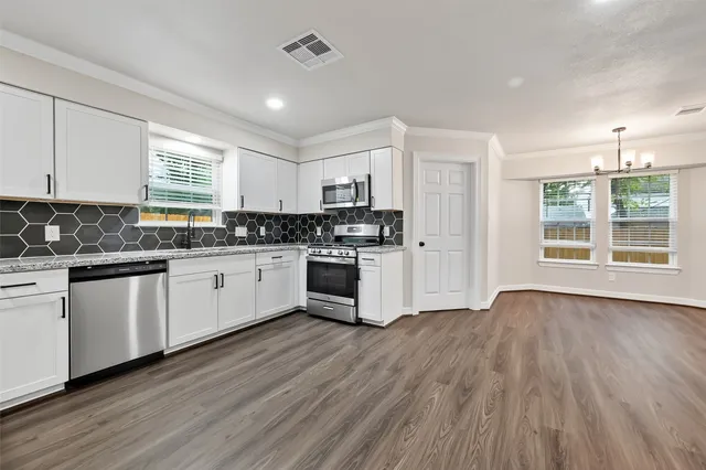 $369,000 | 1518 Sweet Grass Trail, Houston, TX 77090