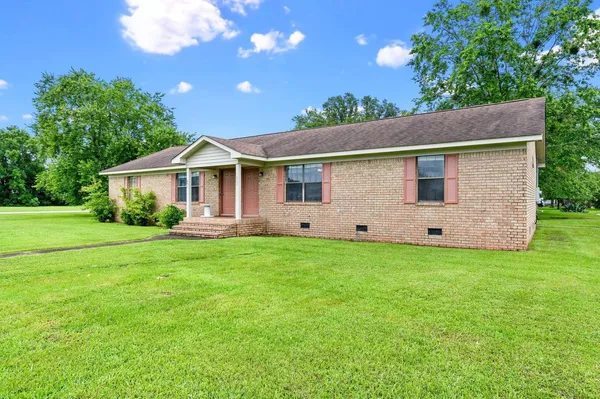 $1,300 | 203 South Cypress Street, Foley, AL 36535