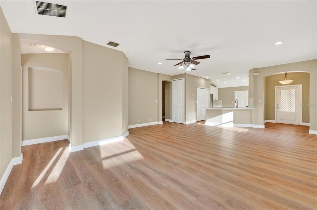 305 Ridgeway Boulevard DeLand, FL 32724 - Photo 8 of 44