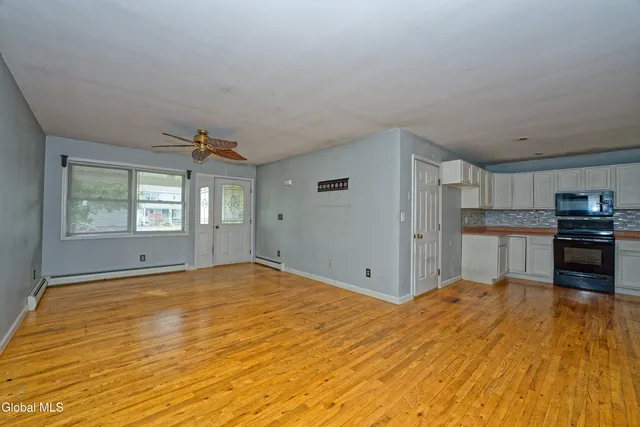 $275,000 | 122 Skyview Drive, Greenville, NY 12083