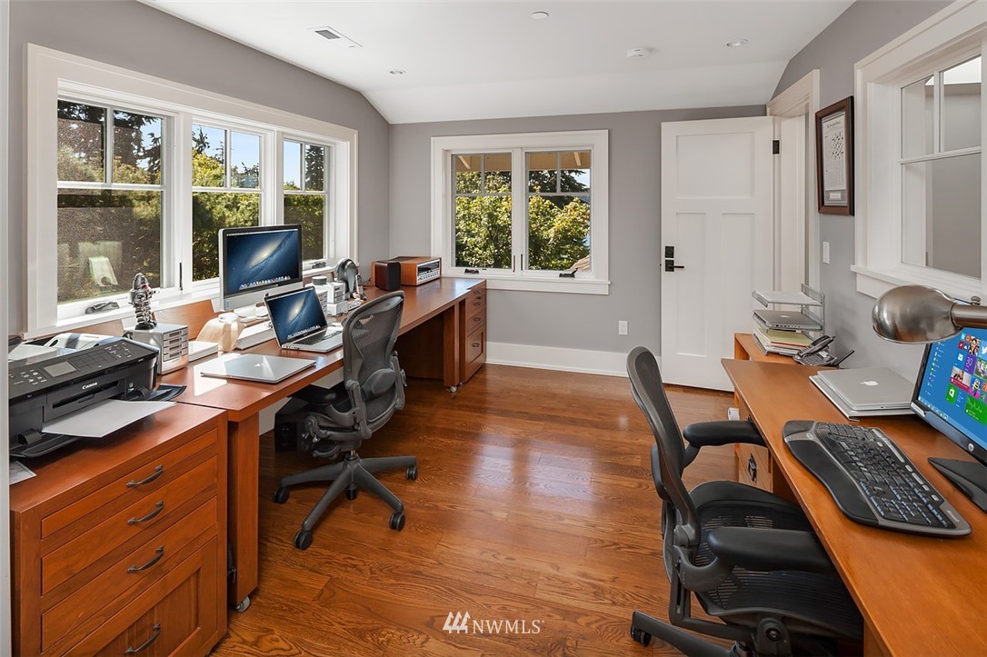 17 Brook Bay Road Mercer Island, WA 98040 - Photo 17 of 25 a view of a workspace with furniture and a window