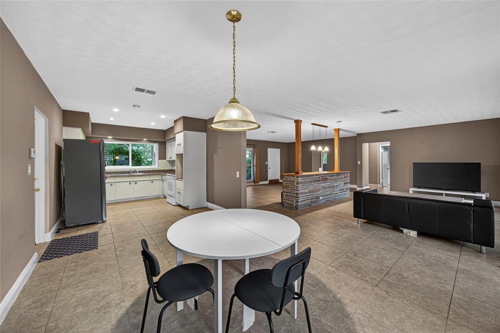 2750 Southeast 3rd Street Pompano Beach, FL 33062 - Photo 18 of 54