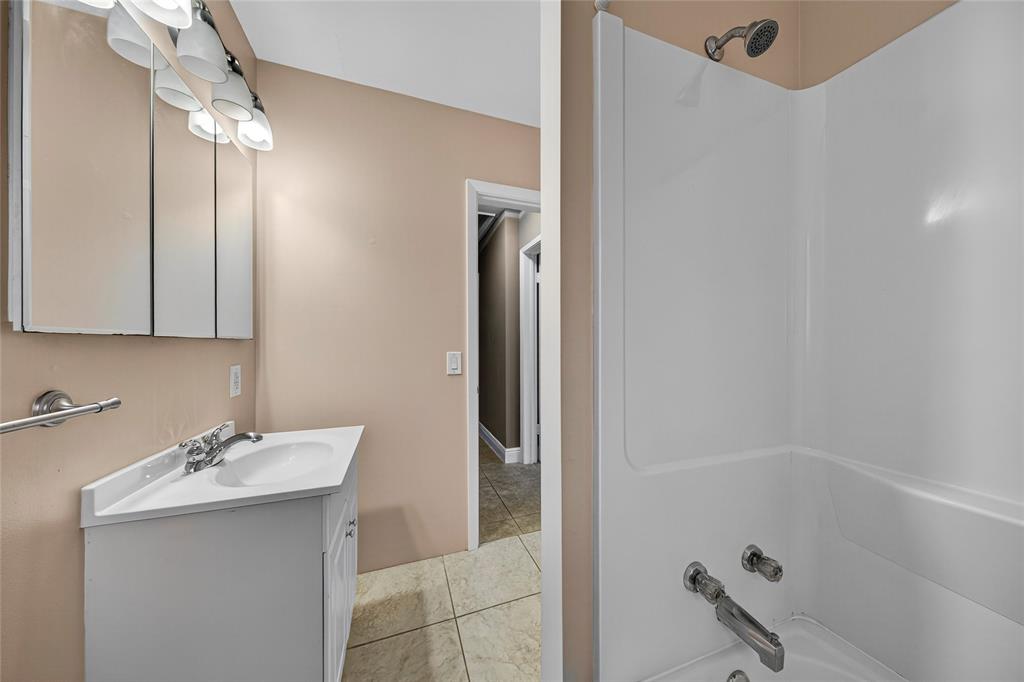 2750 Southeast 3rd Street Pompano Beach, FL 33062 - Photo 33 of 54