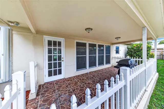 $4,200 | 2750 Southeast 3rd Street, Pompano Beach, FL 33062