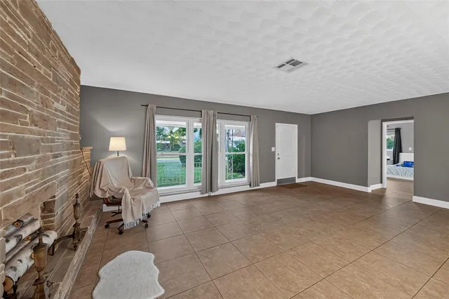 $4,200 | 2750 Southeast 3rd Street, Pompano Beach, FL 33062