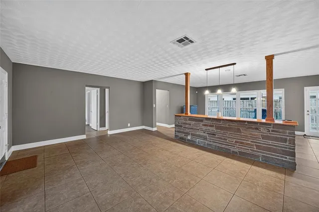 $4,200 | 2750 Southeast 3rd Street, Pompano Beach, FL 33062