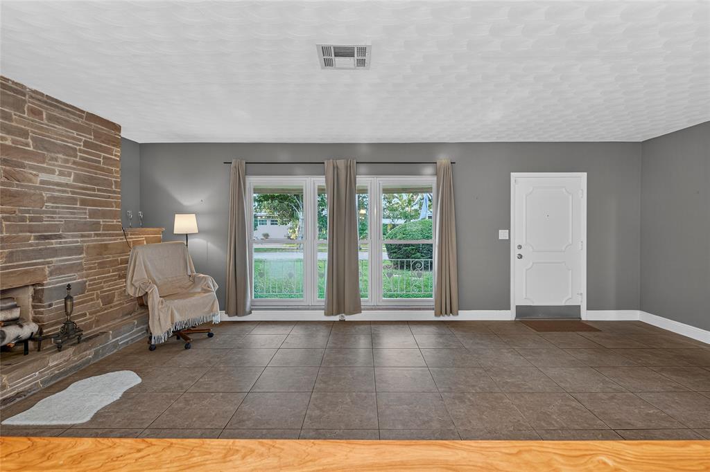 2750 Southeast 3rd Street Pompano Beach, FL 33062 - Photo 10 of 54