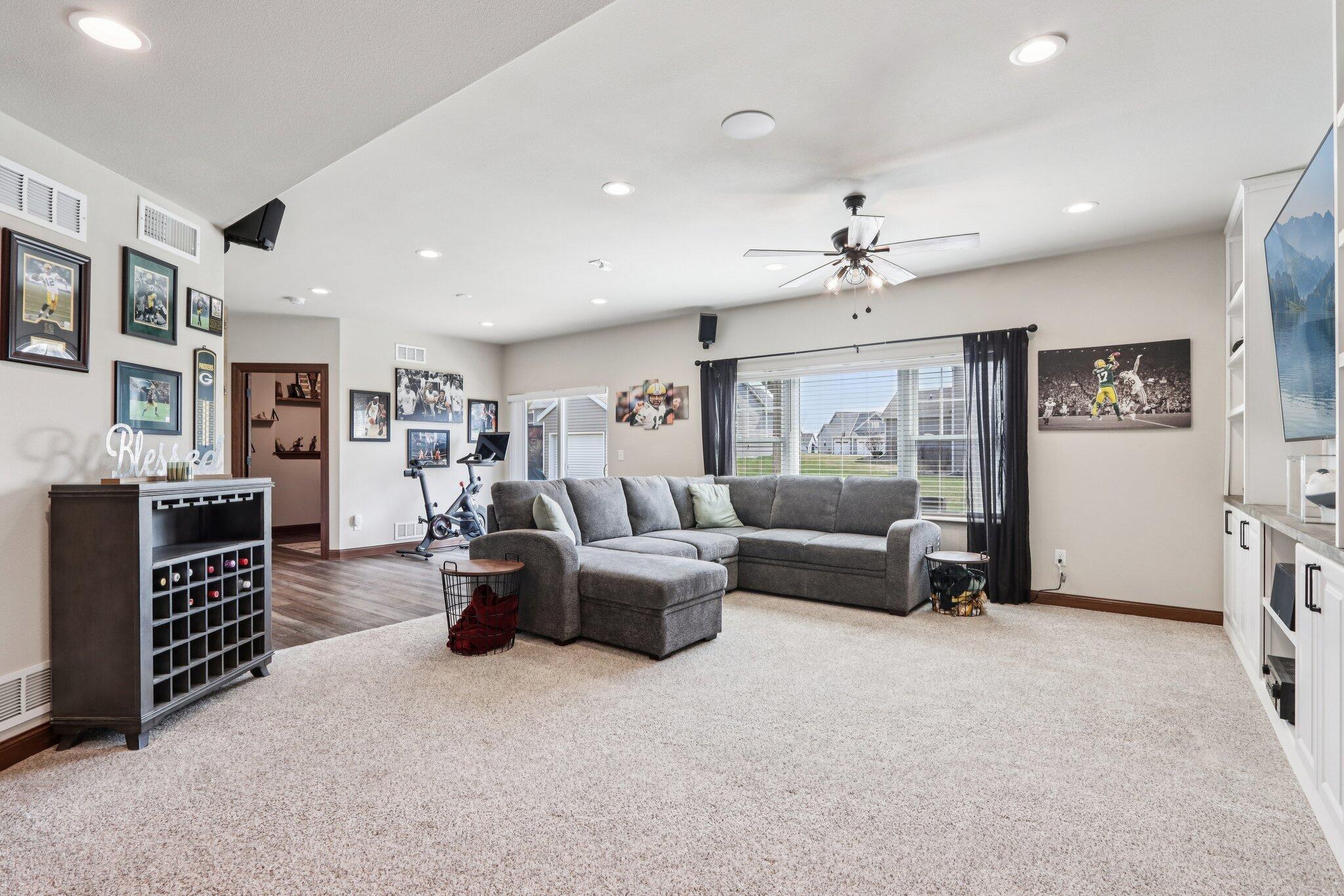 526 Spur Road Slinger, WI 53086 - Photo 17 of 74 22-web-or-mls-Spur Rd-S0904-022