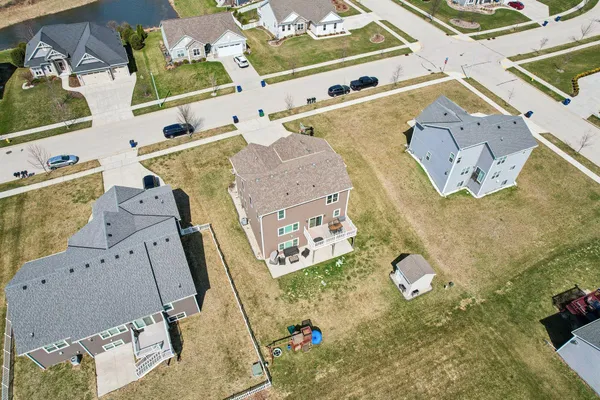 $587,500 | 526 Spur Road, Slinger, WI 53086