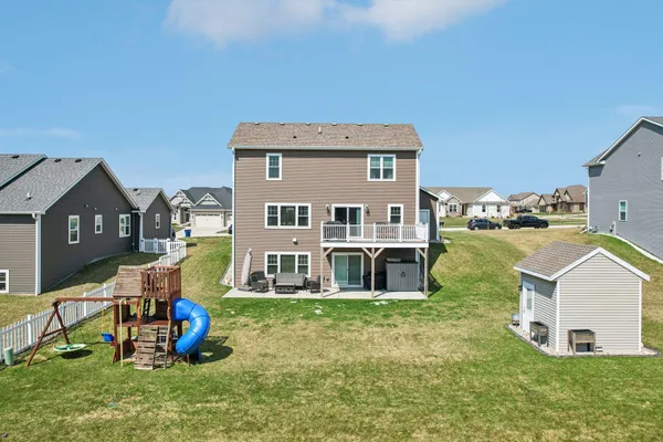 $587,500 | 526 Spur Road, Slinger, WI 53086