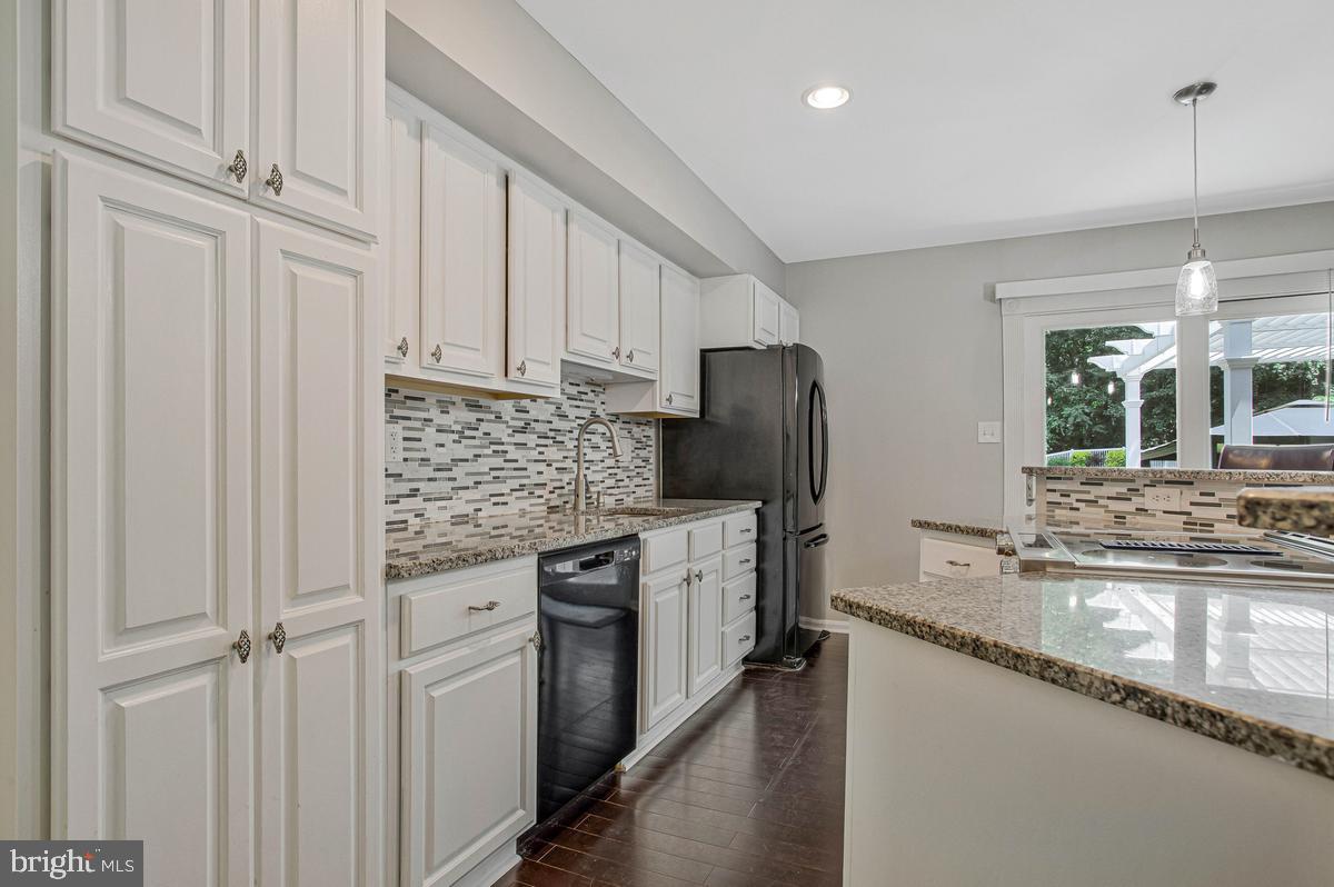 6521 Wilson Road Friendship, MD 20758 - Photo 14 of 55 Kitchen