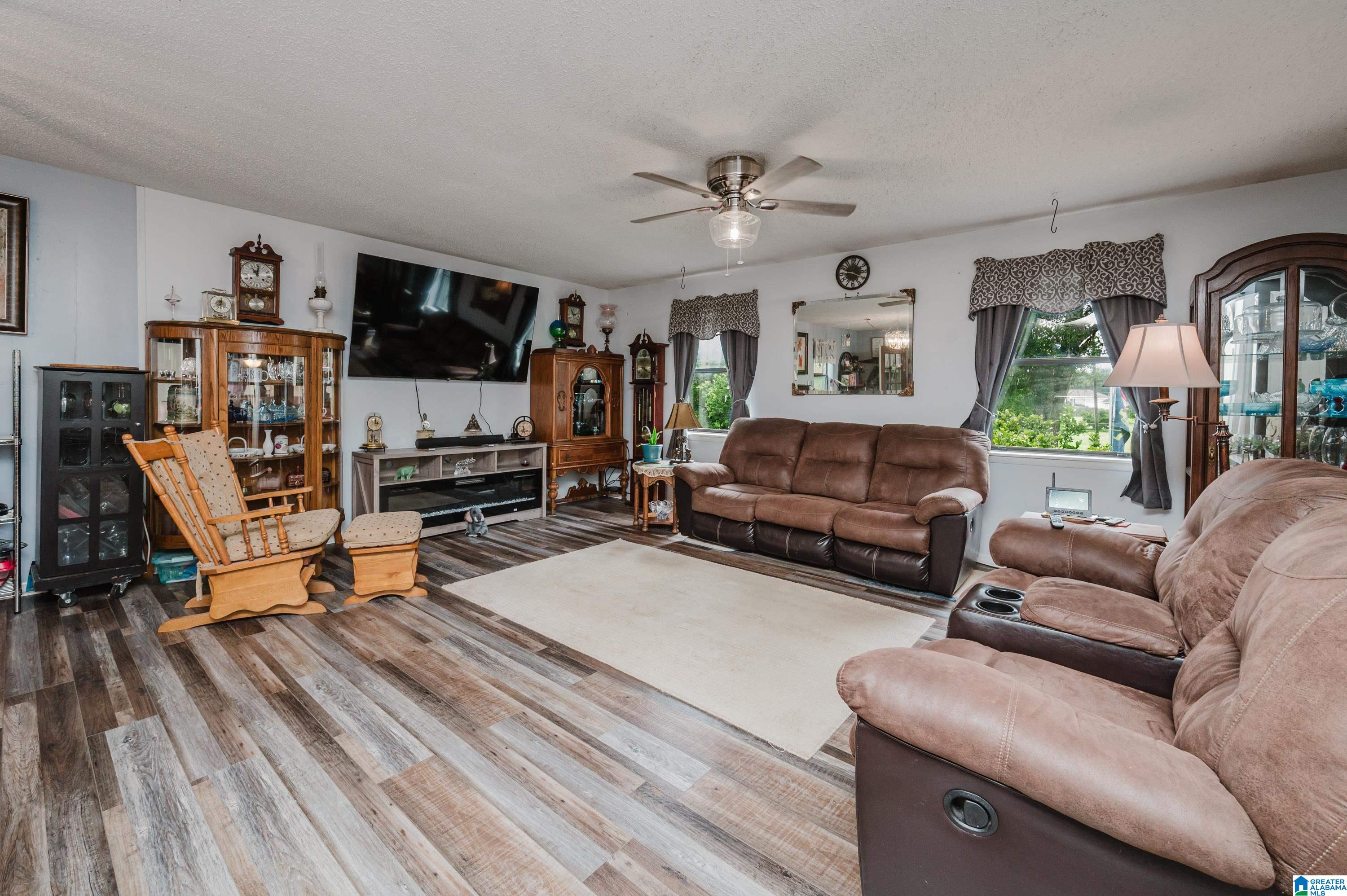 303 Murphree Road Boaz, AL 35956 - Photo 7 of 68
