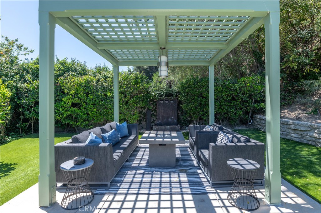 15514 High Knoll Road Encino, CA 91436 - Photo 29 of 35
