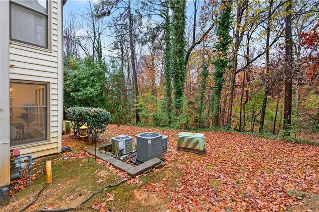 a view of a tennis court