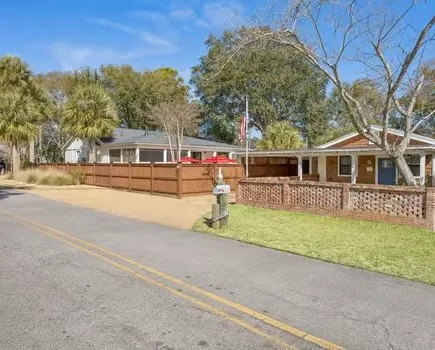 $2,149,000 | 502 1/2 Ashantilly Avenue, St. Simons Island, GA 31522