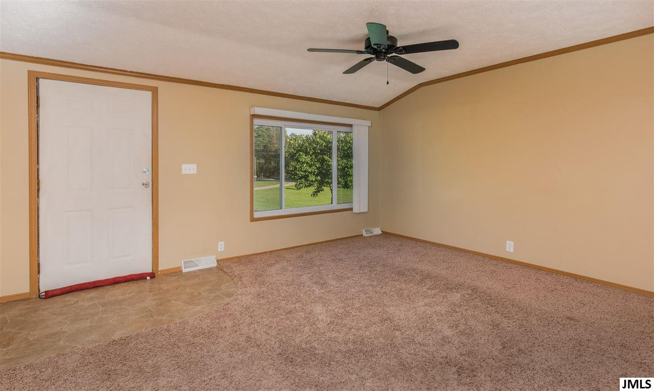 6692 Deweese Road Jackson, MI 49201 - Photo 3 of 23 Photo 3