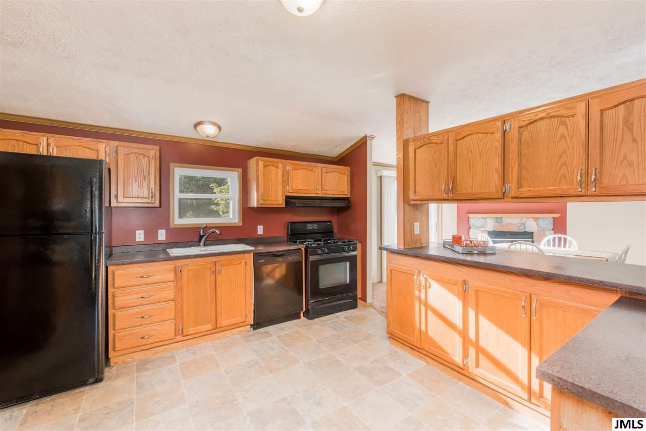 6692 Deweese Road Jackson, MI 49201 - Photo 6 of 23 Photo 6
