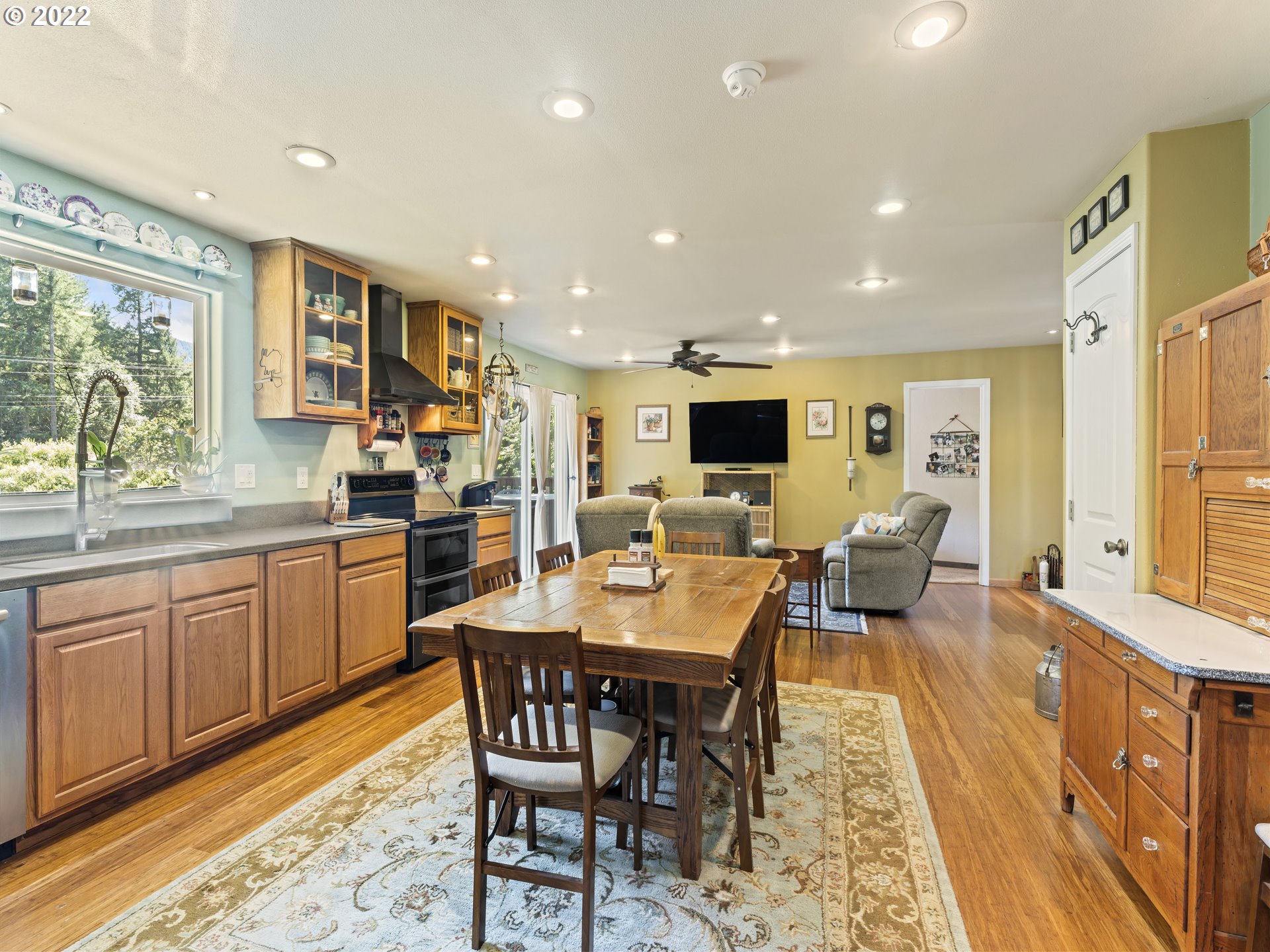 3530 Highway 38 Drain, OR 97435 - Photo 9 of 32 a large kitchen with a table and chairs