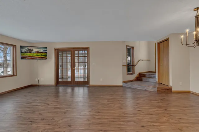 $165,000 | 2208 10th Avenue Southeast, Willmar, MN 56201