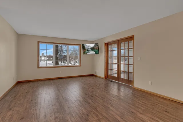 $165,000 | 2208 10th Avenue Southeast, Willmar, MN 56201