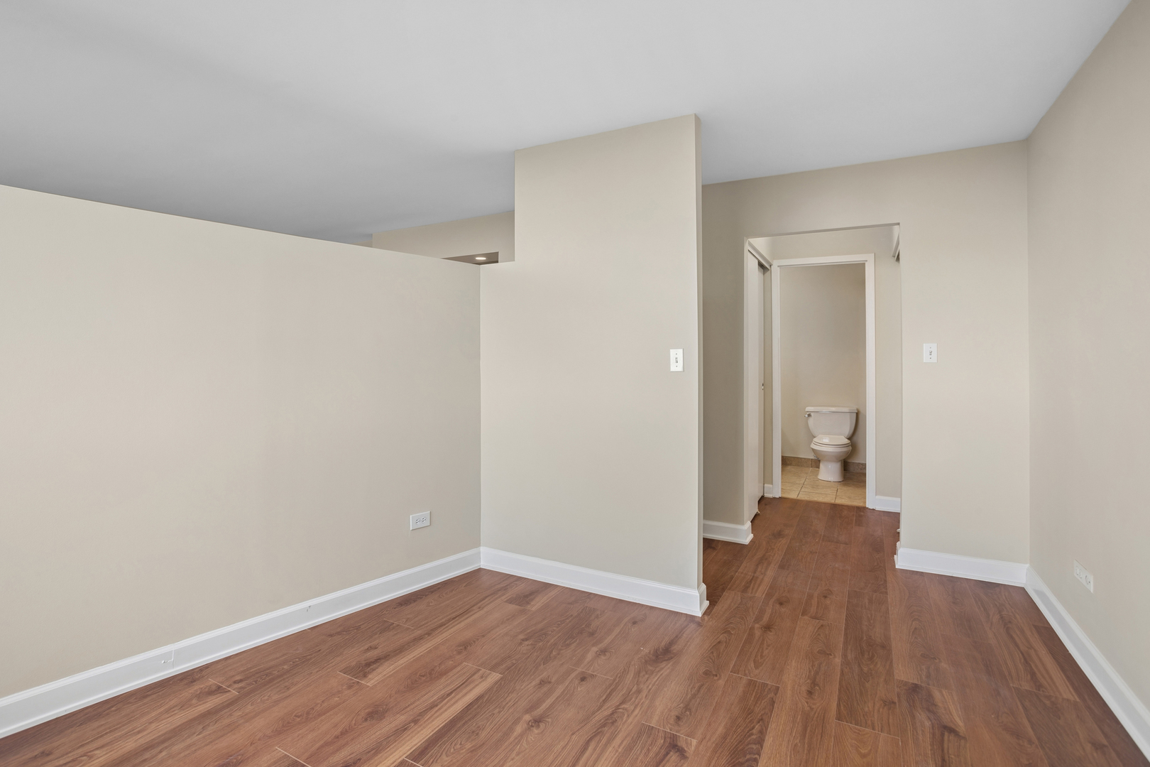 20 North Tower Road, Unit 9C Oak Brook, IL 60523 - Photo 14 of 20