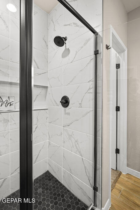 664 Paseo Musical Street El Paso, TX 79928 - Photo 38 of 50 a bathroom with a shower