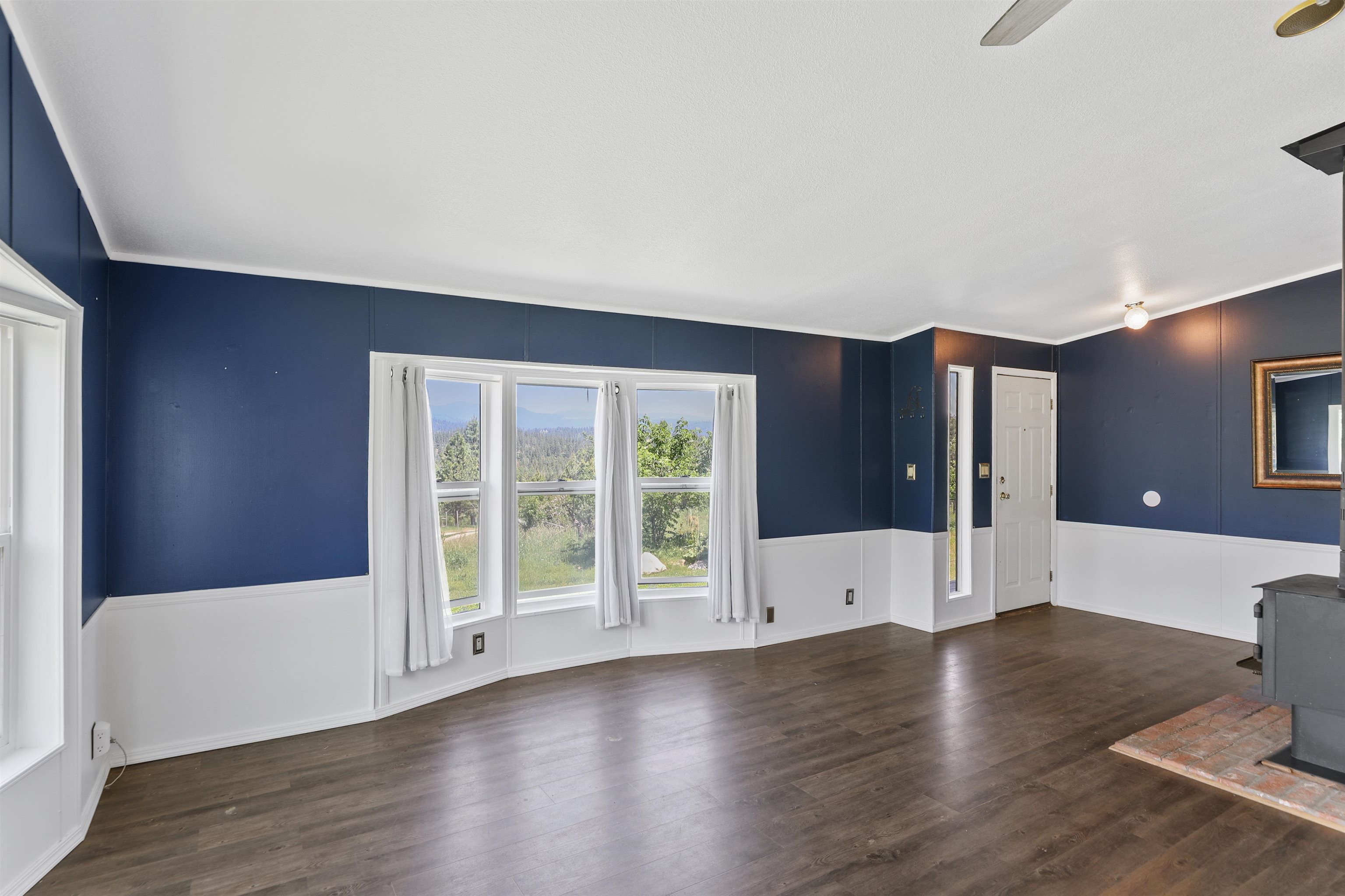 19401 North Halliday Road Mead, WA 99021 - Photo 11 of 24