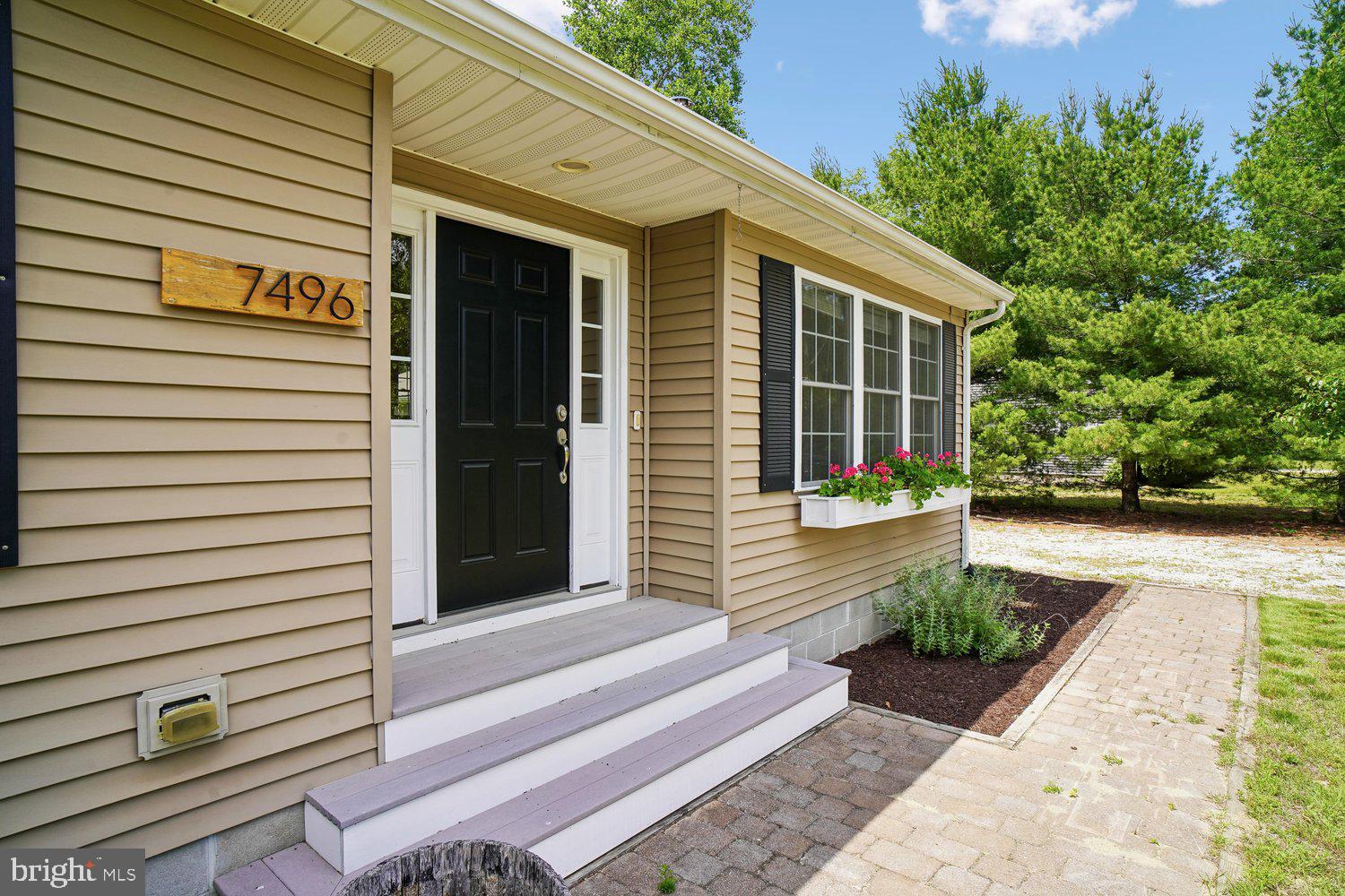 7496 Parsonsburg Road Parsonsburg, MD 21849 - Photo 5 of 60 Porch
