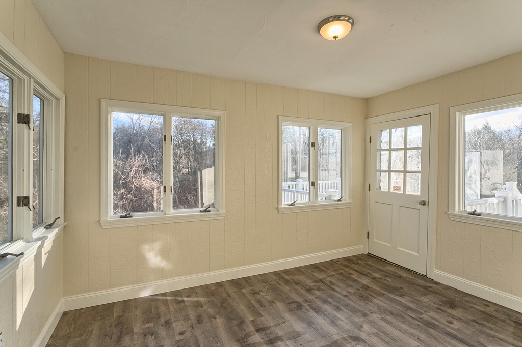 37 Knight Road Framingham, MA 01701 - Photo 8 of 20 Gallery Image 8