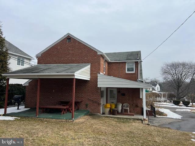 978 Westfield Road Springfield, PA 19064 - Photo 3 of 4 a view of a house with a yard and garage