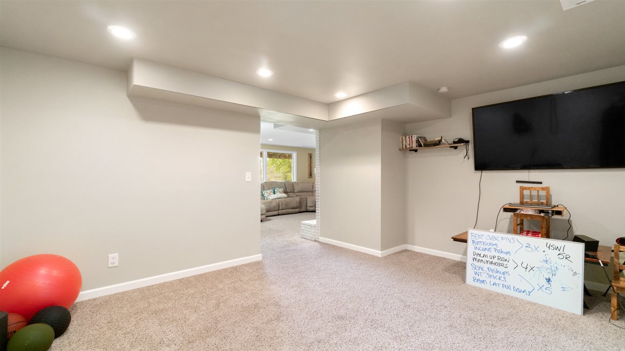 18117 North Palomino Road Colbert, WA 99005 - Photo 13 of 20