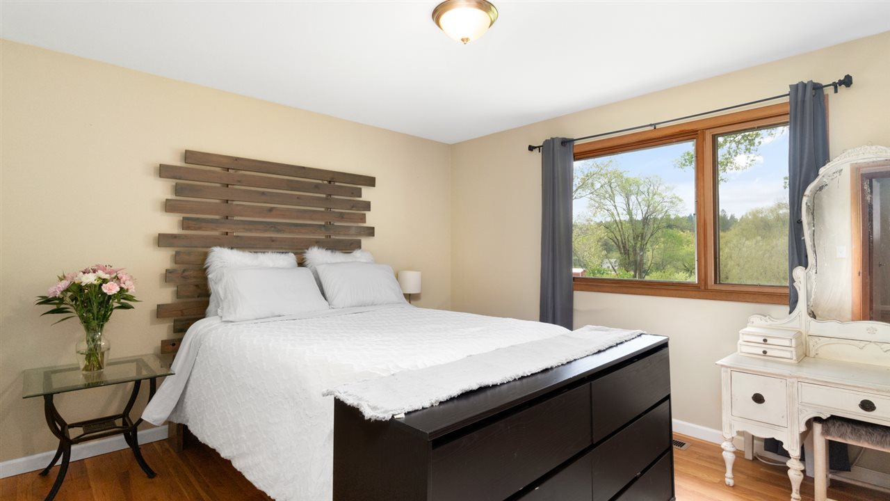 18117 North Palomino Road Colbert, WA 99005 - Photo 8 of 20