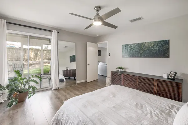 $1,950 | 11118 Wandering Way, Unit A, Austin, TX 78754