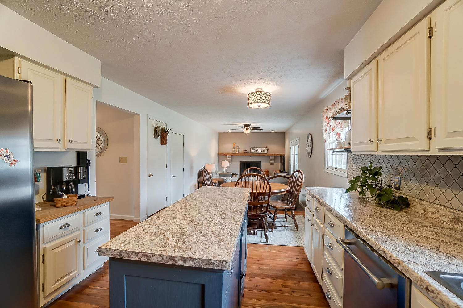1921 West Mile Road Springfield, OH 45503 - Photo 12 of 34