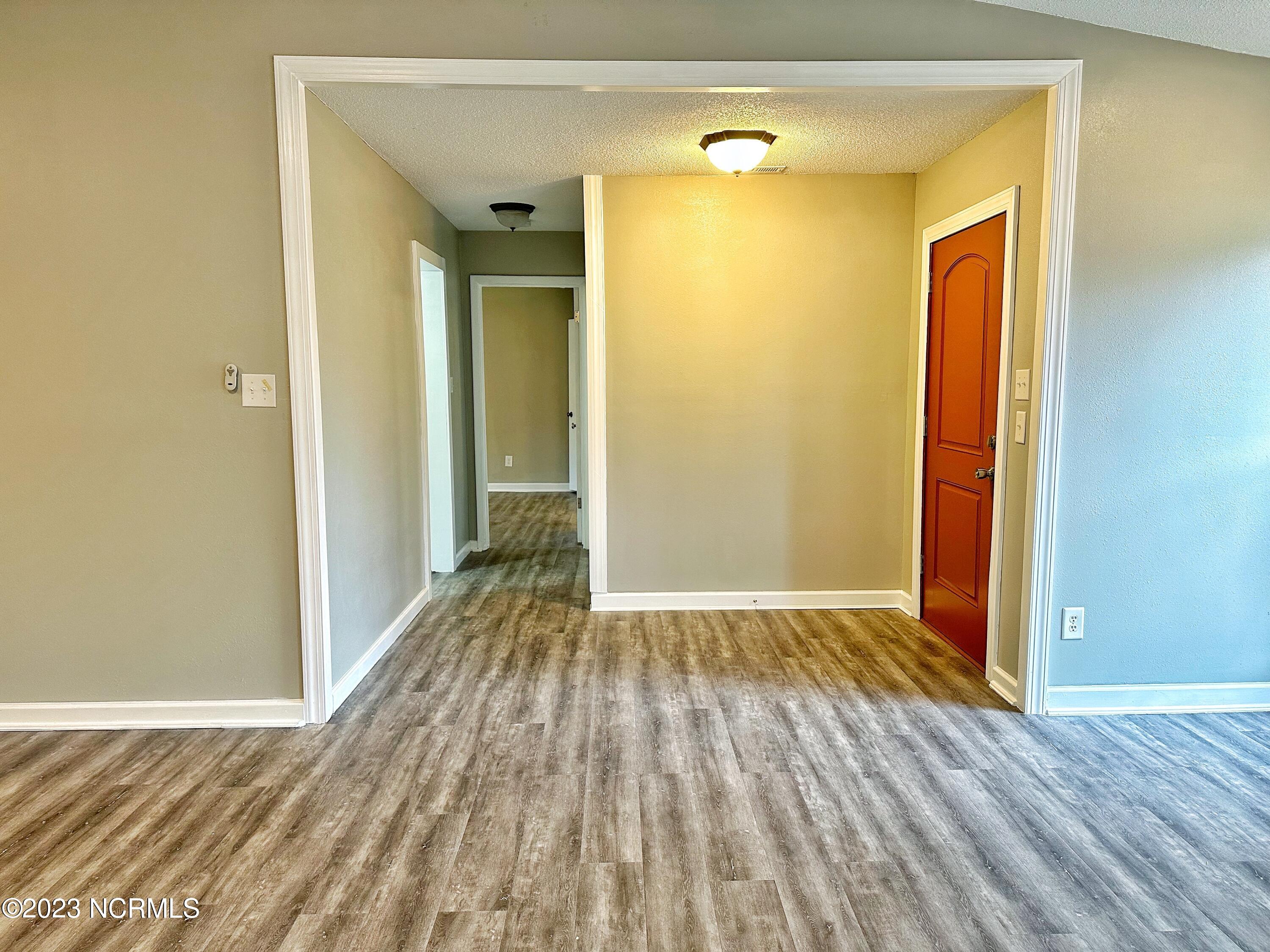 101 Shipman Road Havelock, NC 28532 - Photo 18 of 31 Hallway