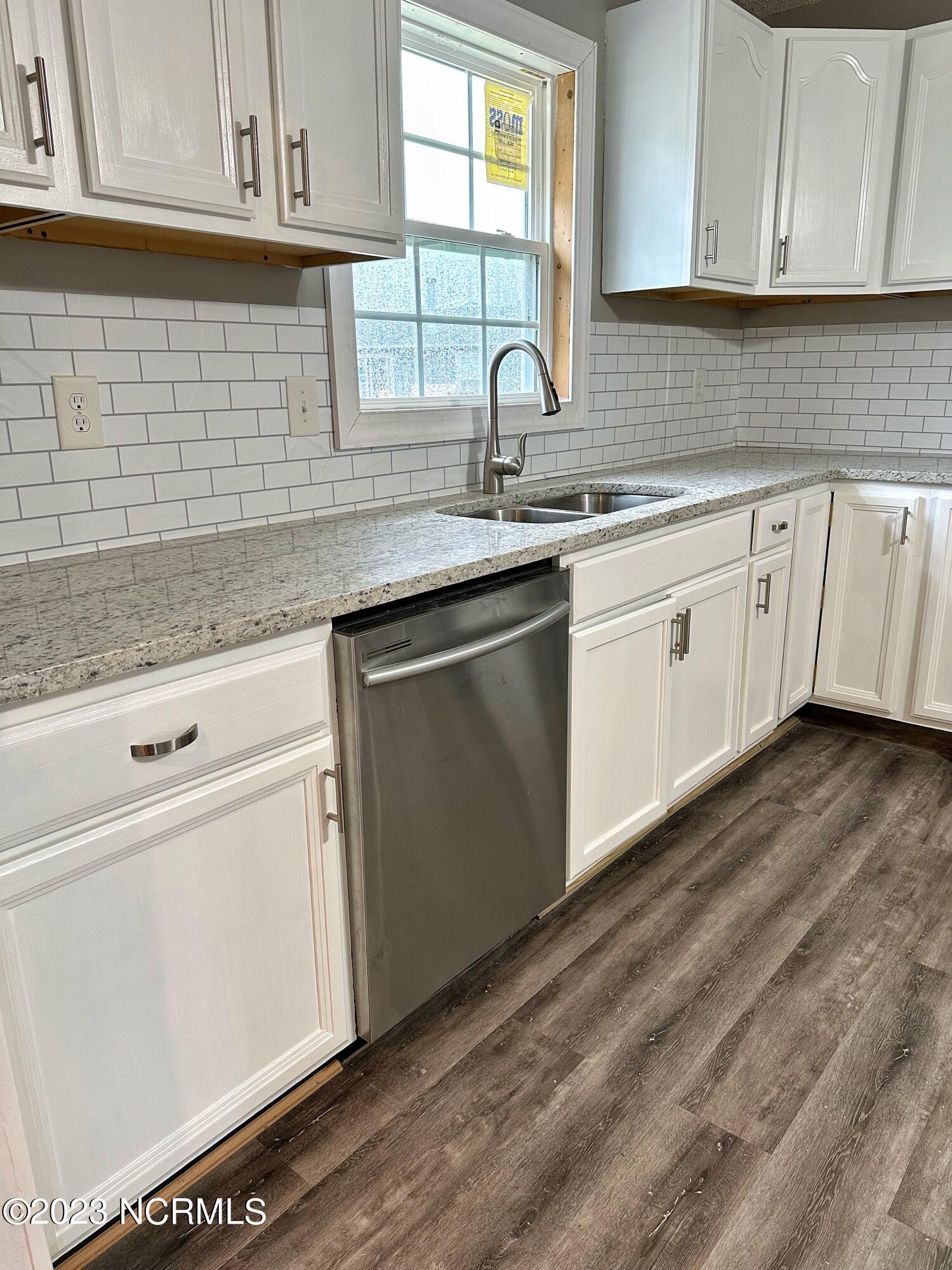 101 Shipman Road Havelock, NC 28532 - Photo 21 of 31 Kitchen (2)