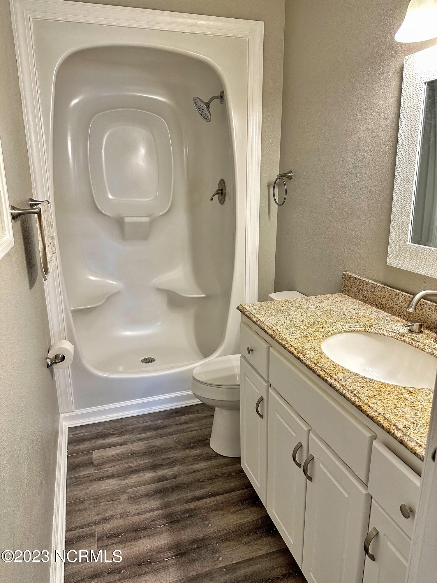 101 Shipman Road Havelock, NC 28532 - Photo 26 of 31 Mstrbath