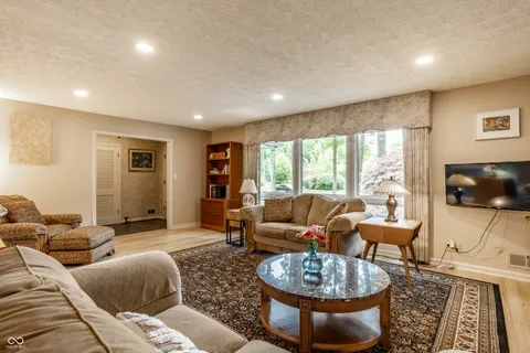 $415,000 | 8760 Washington Blvd W Drive, Indianapolis, IN 46260