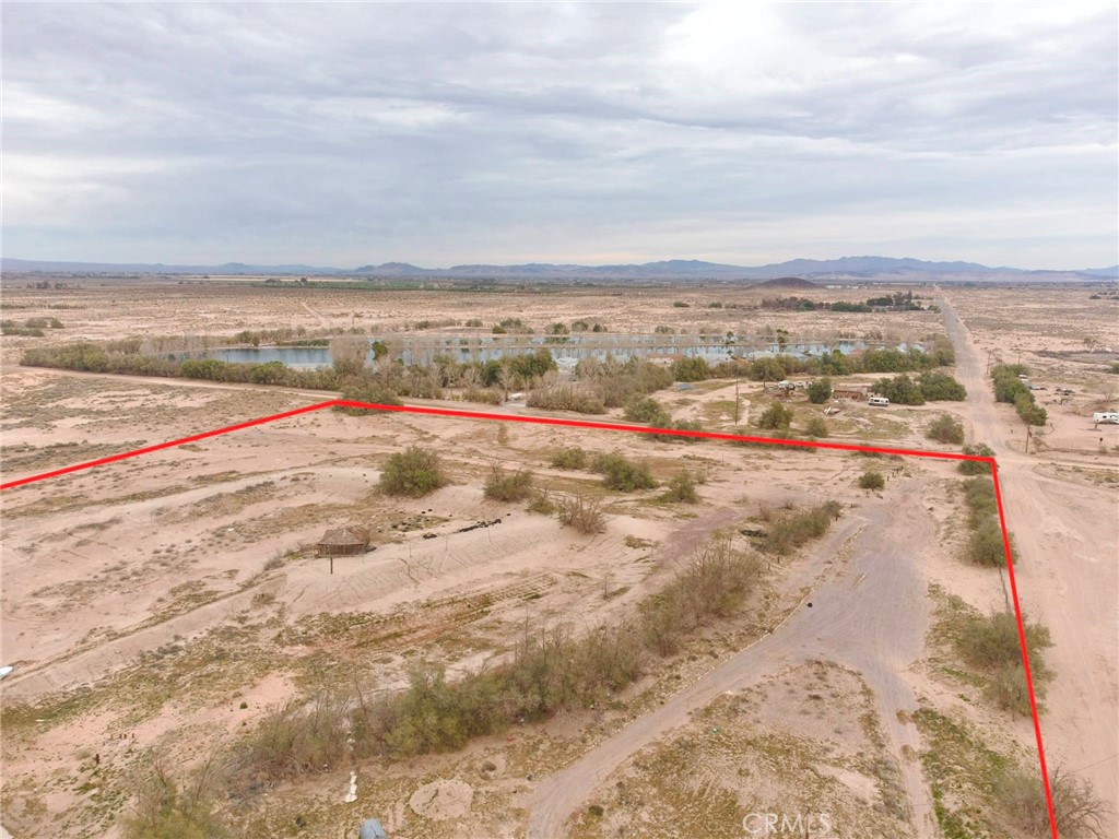 32900 Dune Road Newberry Springs, CA 92365 - Photo 37 of 40 a view of an ocean beach