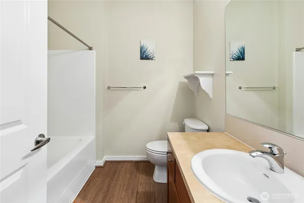 $3,400 | 2343 Northeast Park Drive, Issaquah, WA 98029