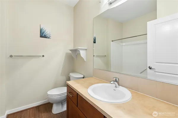 $3,400 | 2343 Northeast Park Drive, Issaquah, WA 98029