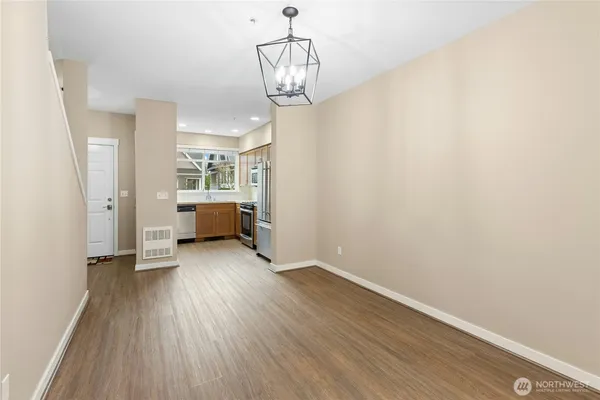 $3,400 | 2343 Northeast Park Drive, Issaquah, WA 98029